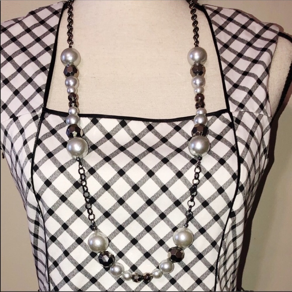 Boutique 18” Faux Pearl Bead Necklace Accessory Office Minimalist Layering